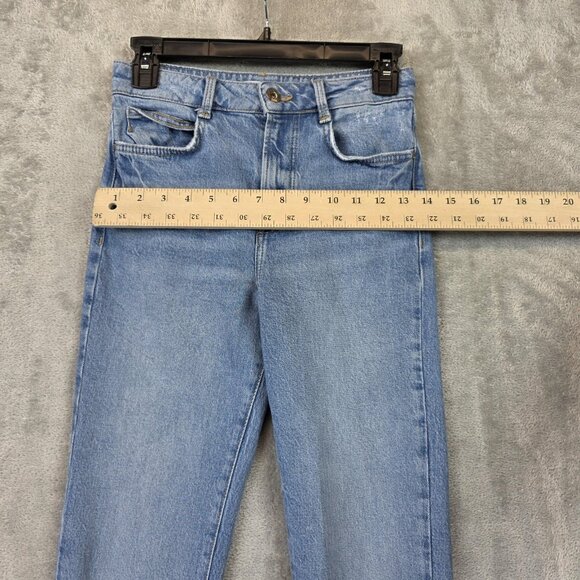 ZARA Jeans Womens 2 Light Wash Blue Straight Leg Denim Zip Fly Five Pocket - Picture 5 of 9